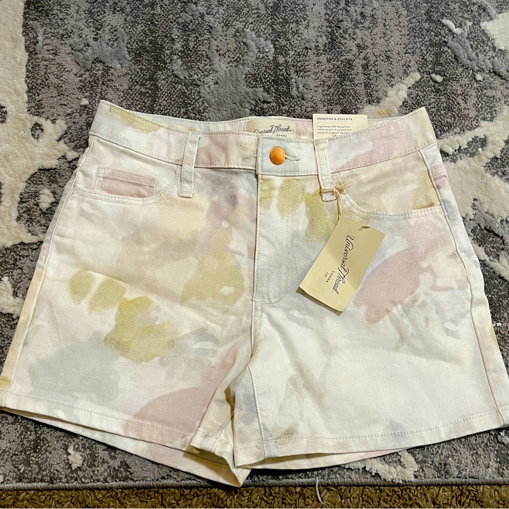 Floral white high-rise midi shorts